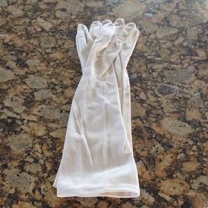 Elegant Women's Long Cream Gloves